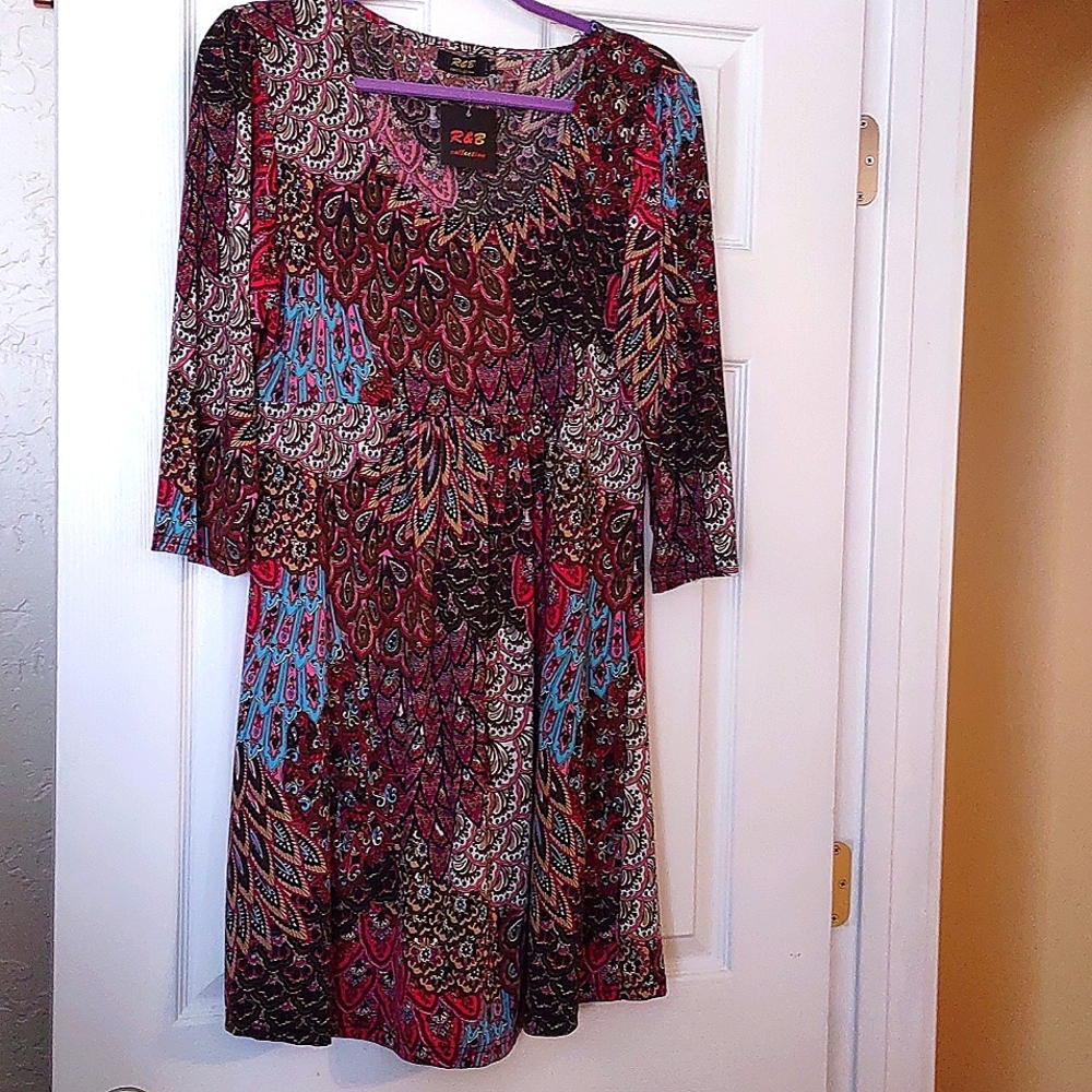 R & B Collection. Tunic top or short dress.. Burgundy color